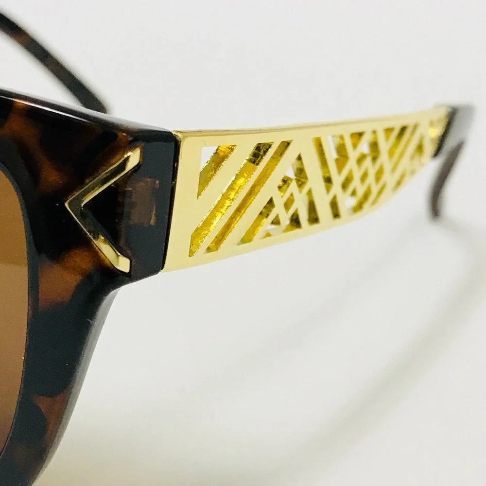 Cat Eye Sunglasses Tortoise Brown Gold Accents UV400‎ Protection Retro Vintage